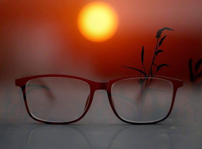 Unas gafas y lentes graduadas online bifocales